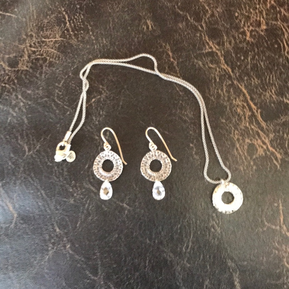 Silpada necklace and earrings set